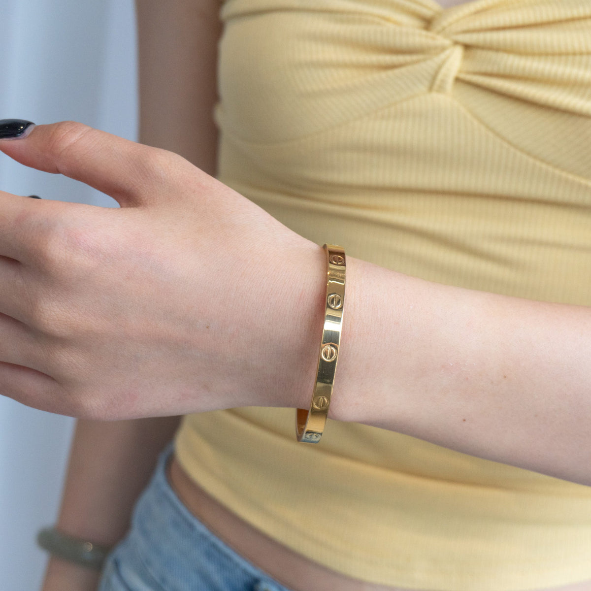 Eternity Gold Bracelet – Timeless Elegance