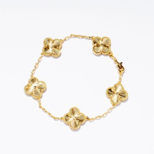 BLOOM Gold Bracelet – Timeless Shine for Everyday Glamour